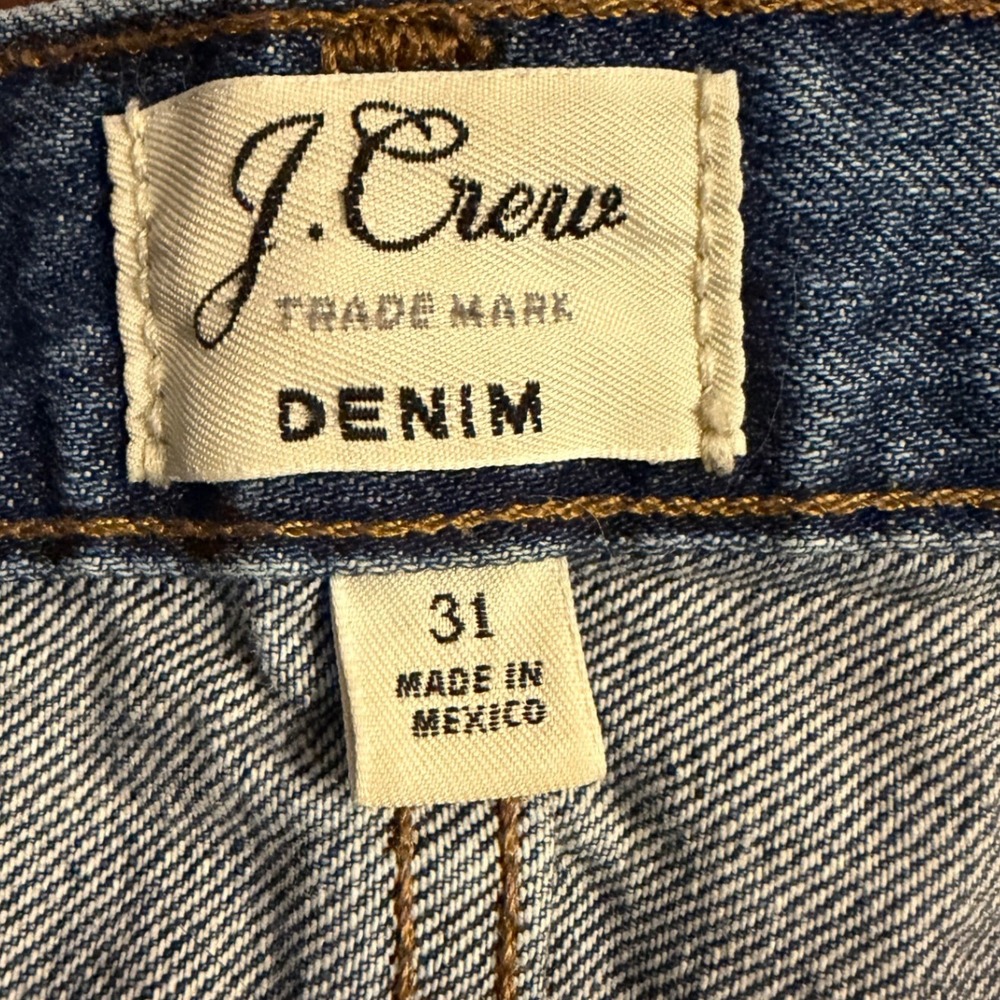 J.Crew Womens Denim Shorts Medium Wash Rolled Cuff 100% Cotton Blue Size 30‎ - Picture 4 of 12